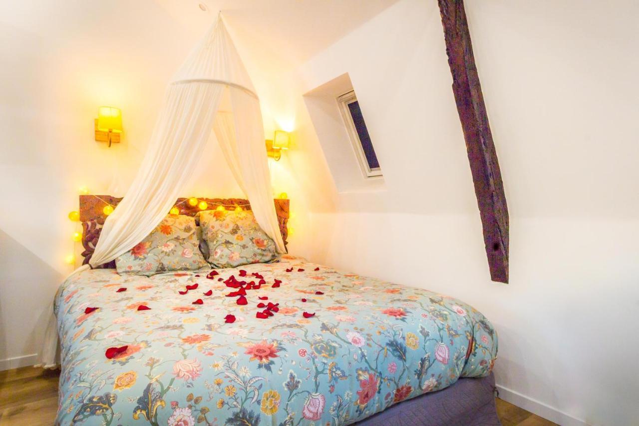 Jacuzzi - La Petite Romantique - Flobnb Laon Exterior foto